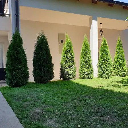Villa Kuca Ema *
